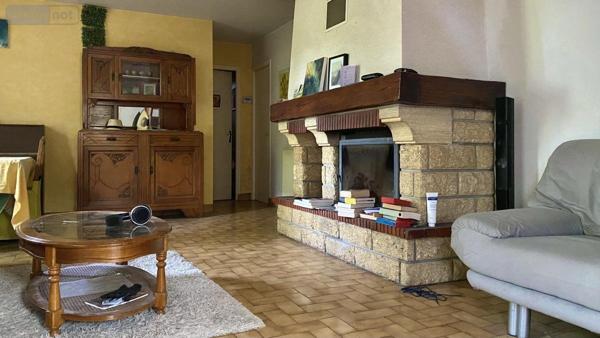 Maison à vendre à Oyonnax dans l'Ain (01100), ref : 01048-224