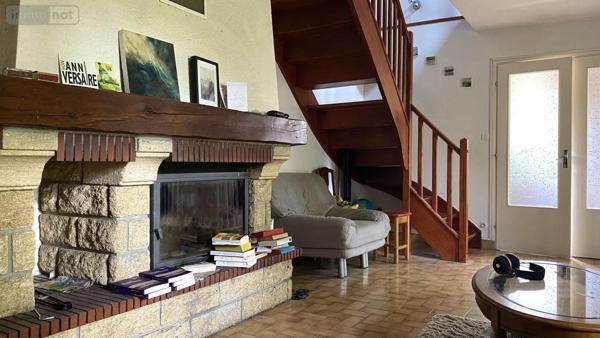 Maison à vendre à Oyonnax dans l'Ain (01100), ref : 01048-224