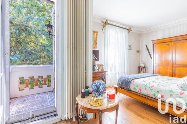 Maison à vendre 12 pièces 257 m² Villejuif