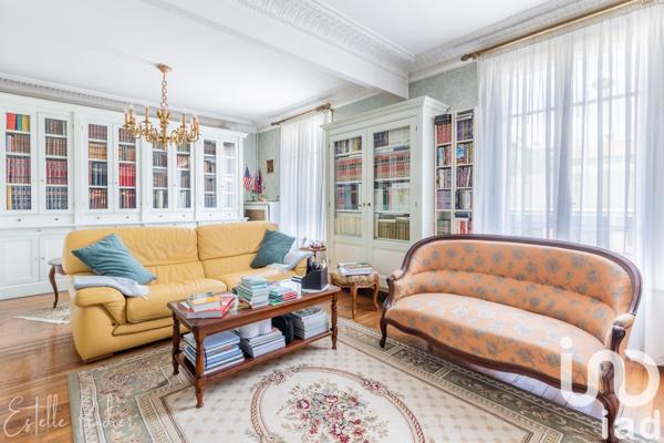 Maison à vendre 12 pièces 257 m² Villejuif