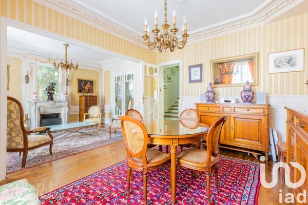 Maison à vendre 12 pièces 257 m² Villejuif