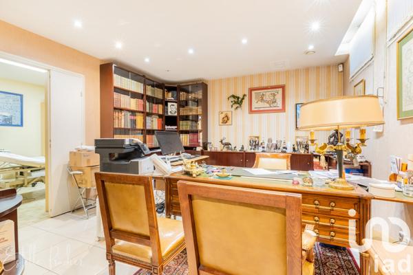 Maison à vendre 12 pièces 257 m² Villejuif