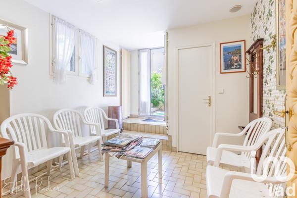 Maison à vendre 12 pièces 257 m² Villejuif