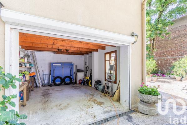 Maison à vendre 12 pièces 257 m² Villejuif