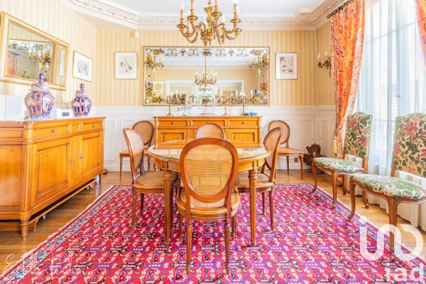 Maison à vendre 12 pièces 257 m² Villejuif