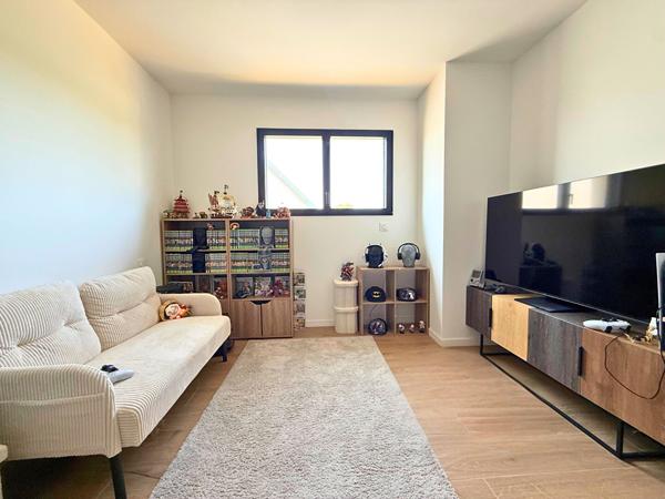 EXCLUSIVITÉ - QUÉVEN, MAISON CONTEMPORAINE DE 2024 AUX PRESTATIONS SOIGNÉES , Queven