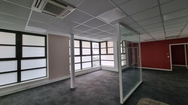Location bureaux à Boulogne-Billancourt avec jardin privatif