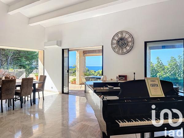 Maison à vendre 10 pièces 350 m² La Ciotat