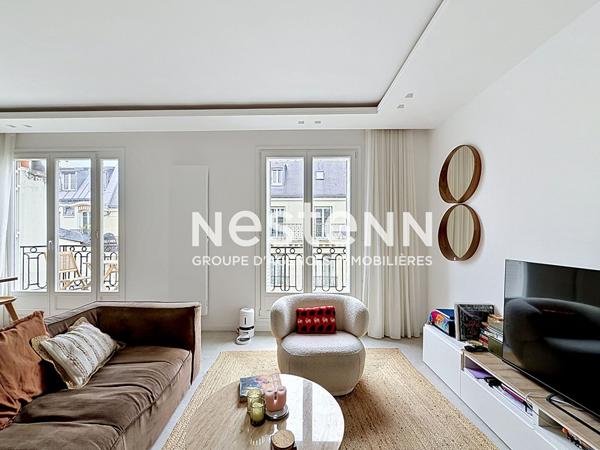 Paris 17e - Batignolles - Rue Nollet ? Superbe 3 pièces de 59,81 m² refait à neuf avec balcon filant et aucun travaux
