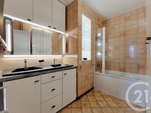 Appartement T5 à vendre  5 pièces - 83,43 m2 GRENOBLE - 38