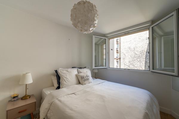 T3 lumineux & impeccable dans une copropriété rénovée & calme proche de tous commerces & transports