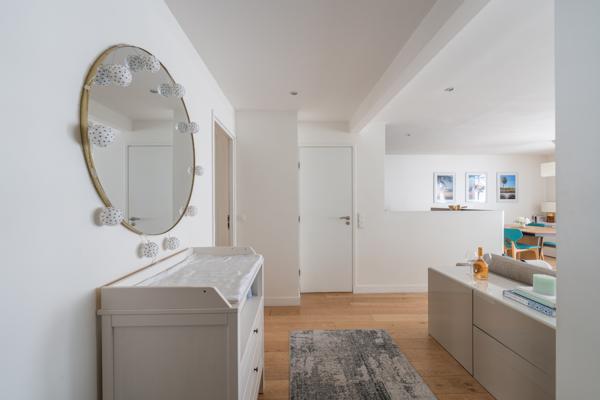 T3 lumineux & impeccable dans une copropriété rénovée & calme proche de tous commerces & transports