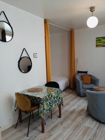 STUDIO PORT 1