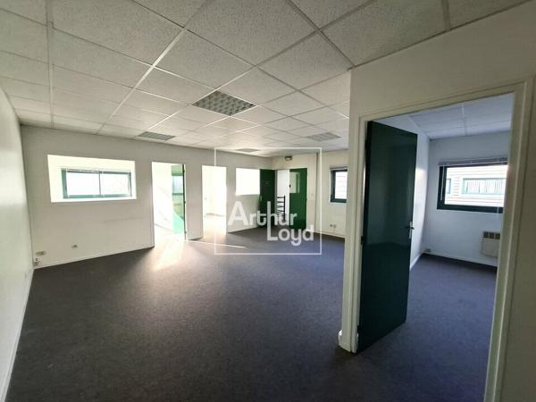 Bureaux à louer dans un immeuble indépendant