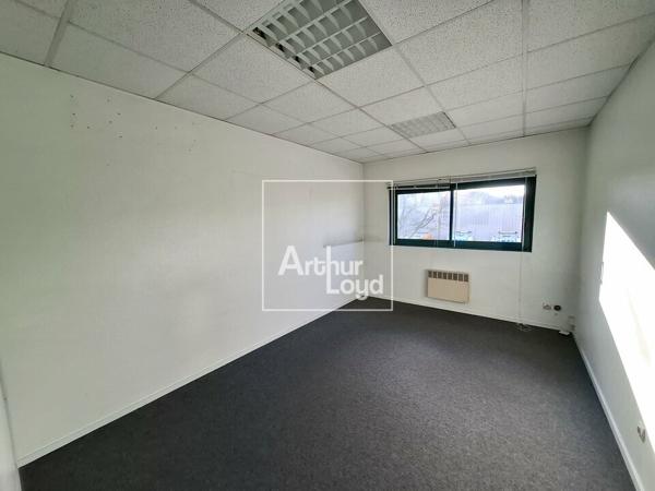 Bureaux à louer dans un immeuble indépendant