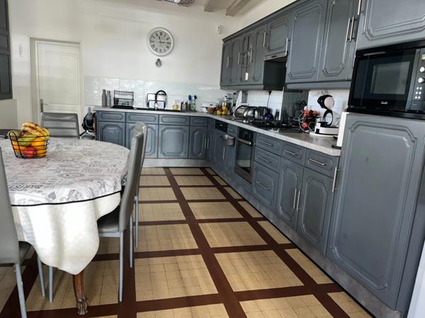 Maison à vendre 6 pièces CHAMPIGNELLES (89)