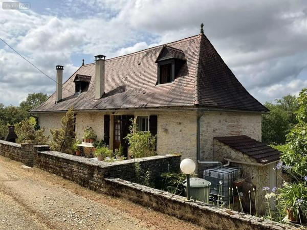Achat - Maison Gourdon 46300 17 pièces 230 m 2 7 m 2
