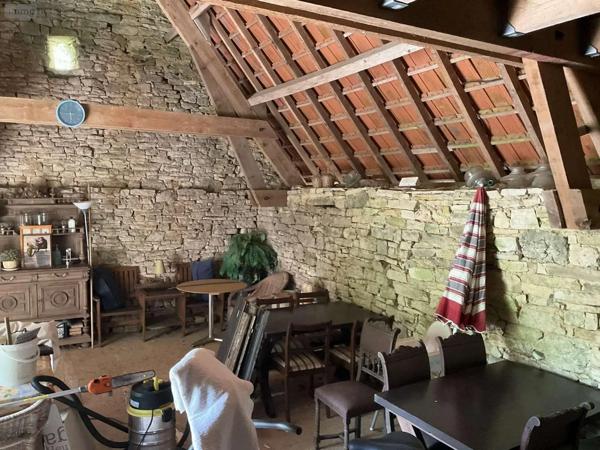 Achat - Maison Gourdon 46300 17 pièces 230 m 2 7 m 2