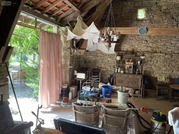 Achat - Maison Gourdon 46300 17 pièces 230 m 2 7 m 2