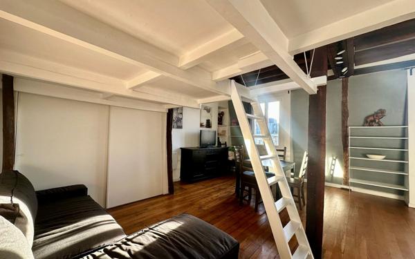 Appartement à louer    2 pièces • 40,50 m2 Paris 11