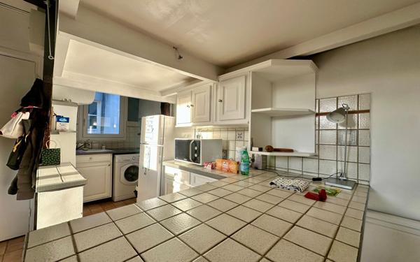 Appartement à louer    2 pièces • 40,50 m2 Paris 11