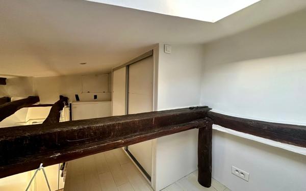 Appartement à louer    2 pièces • 40,50 m2 Paris 11