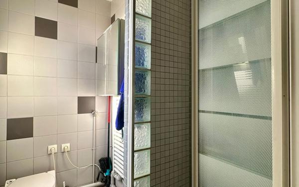 Appartement à louer    2 pièces • 40,50 m2 Paris 11