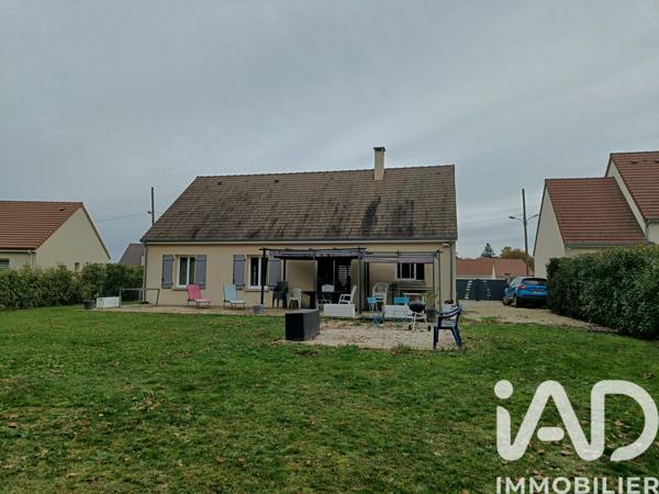 Maison à vendre 5 pièces 90 m² Saint-Rémy-sur-Avre