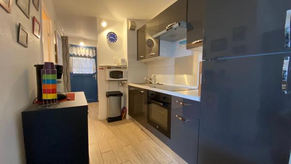 ERDEVEN - A vendre, appartement au pied des dunes et à deux pas des plages