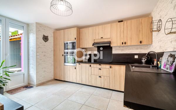 Maison à vendre    5 pièces • 138,54 m2 Limoges