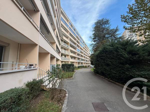 Appartement F4 à vendre  4 pièces - 74 m2 BESANCON - 25