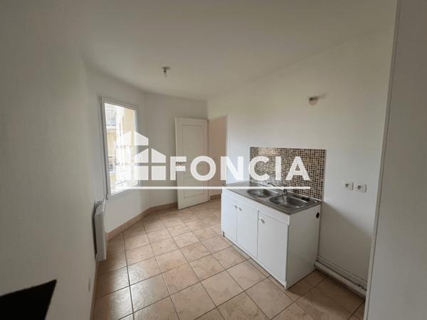 Location Appartement 4 pièces 77.69 m² - 92 BOULEVARD YVES GUILLOU Caen 14000