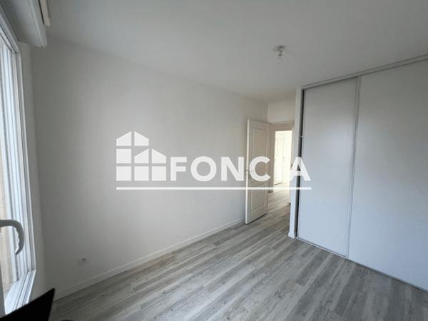 Location Appartement 4 pièces 77.69 m² - 92 BOULEVARD YVES GUILLOU Caen 14000