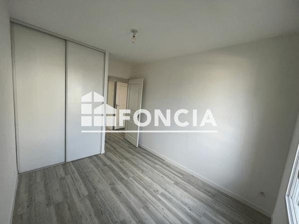 Location Appartement 4 pièces 77.69 m² - 92 BOULEVARD YVES GUILLOU Caen 14000