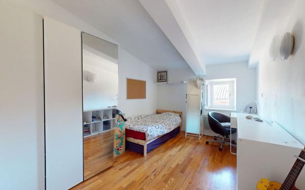 Appartement à vendre    4 pièces • 94,12 m2 Lyon 5