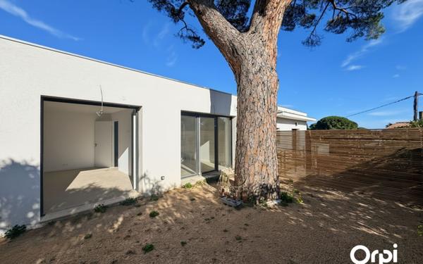 Maison à vendre    4 pièces • 77,94 m2 Cavalaire-sur-Mer