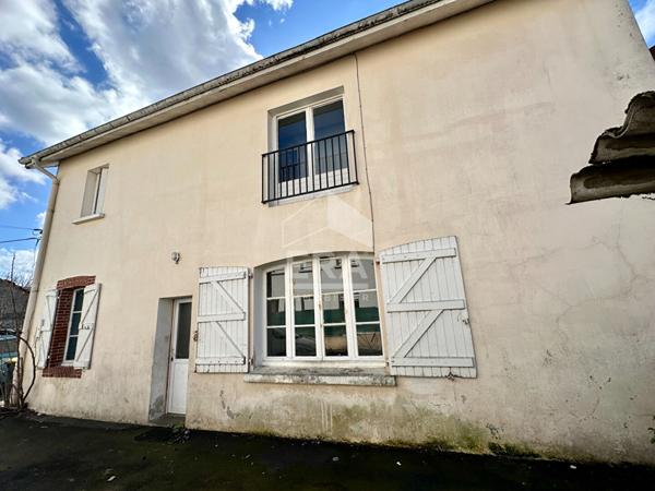 Maison familiale à rénover dans une copropriété bénévole 131.27 m2