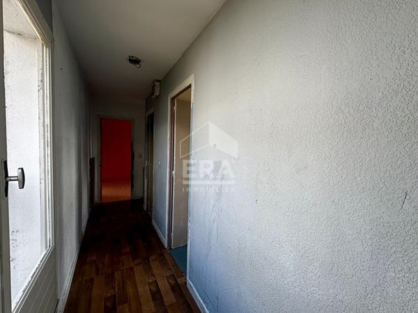 Maison familiale à rénover dans une copropriété bénévole 131.27 m2