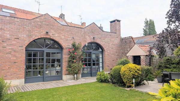 Maison à Lys-lez-Lannoy, 59390 - 6 pièces 191m²