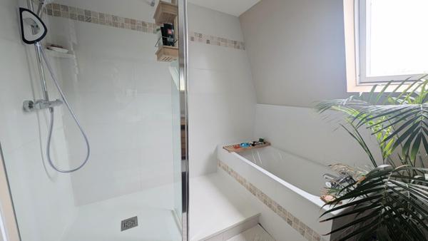 Maison à Lys-lez-Lannoy, 59390 - 6 pièces 191m²