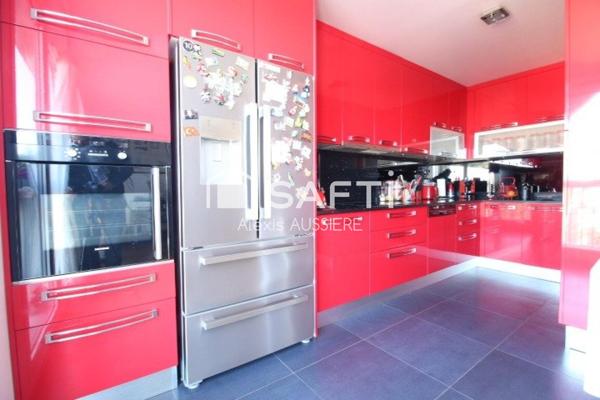 APPARTEMENT 70 M2 DERNIER ETAGE