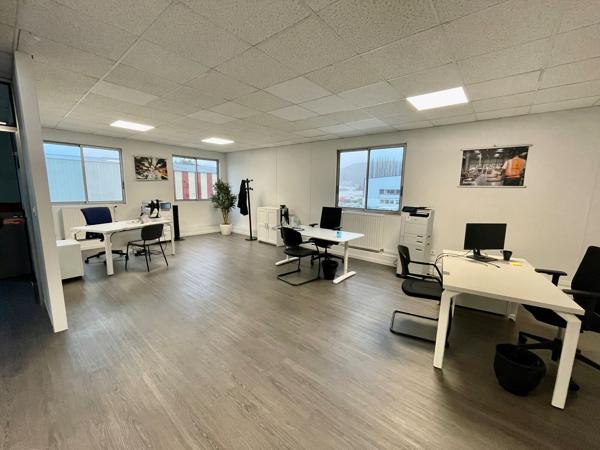 Bureaux à louer à SAINT ETIENNE DU ROUVRAY 76800