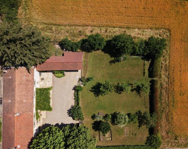 Maison 6 chambres vue dégagée dépendance