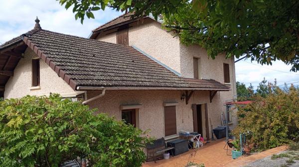 Saint-Paul (73170) ST PAUL/YENNE MAISON DE 165 M² SUR 1600 M² ENVIRON DE TERRAIN CLOS