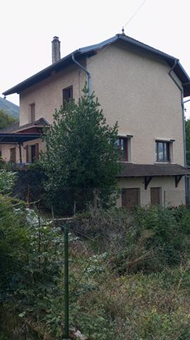 Saint-Paul (73170) ST PAUL/YENNE MAISON DE 165 M² SUR 1600 M² ENVIRON DE TERRAIN CLOS