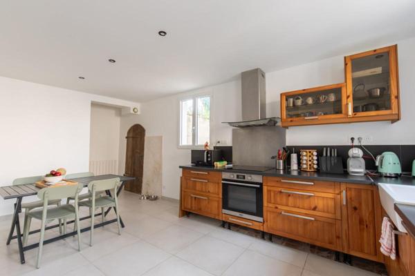 Maison ancienne rénovée sur LONGUESSE