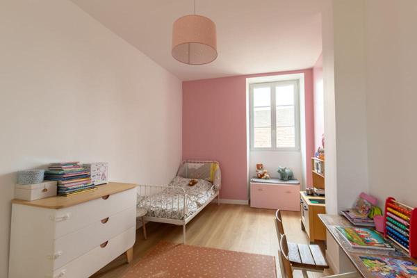 Maison ancienne rénovée sur LONGUESSE