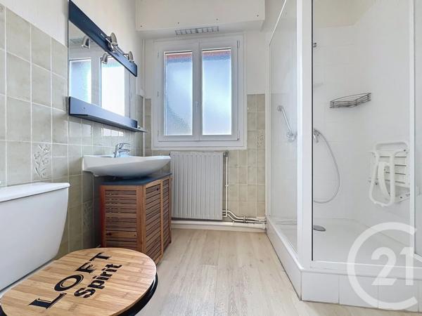 Appartement F2 à vendre  3 pièces - 66,60 m 2   PONT AUDEMER  - 27