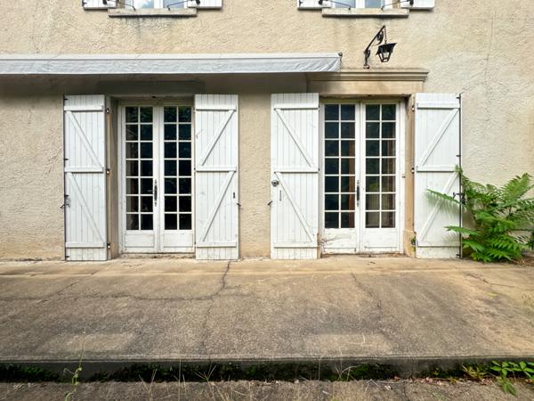 Reyrieux (01600) À Vendre – Appartement en rez-de-chaussée-de-jardin en plateau – Reyrieux