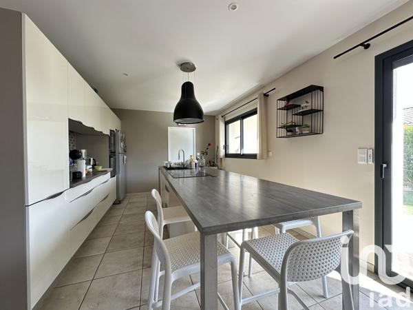 Maison 5 pièces de 149 m² à Sérignan (34410)